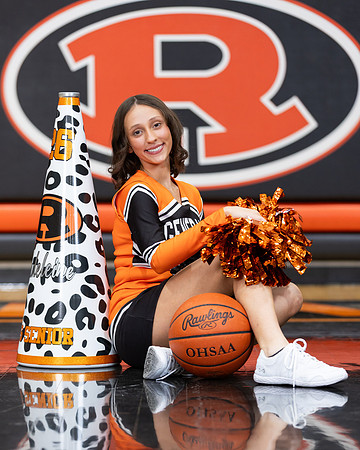 CHEER - Senior Maddie Larrison