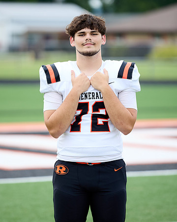FOOTBALL - Senior Connor Miller