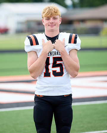 FOOTBALL - Senior Nathan Lynch