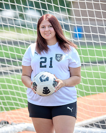 SOCCER - Senior Harlee Gilman