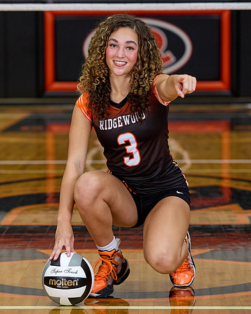 VOLLEYBALL - Senior Ayanna Masters